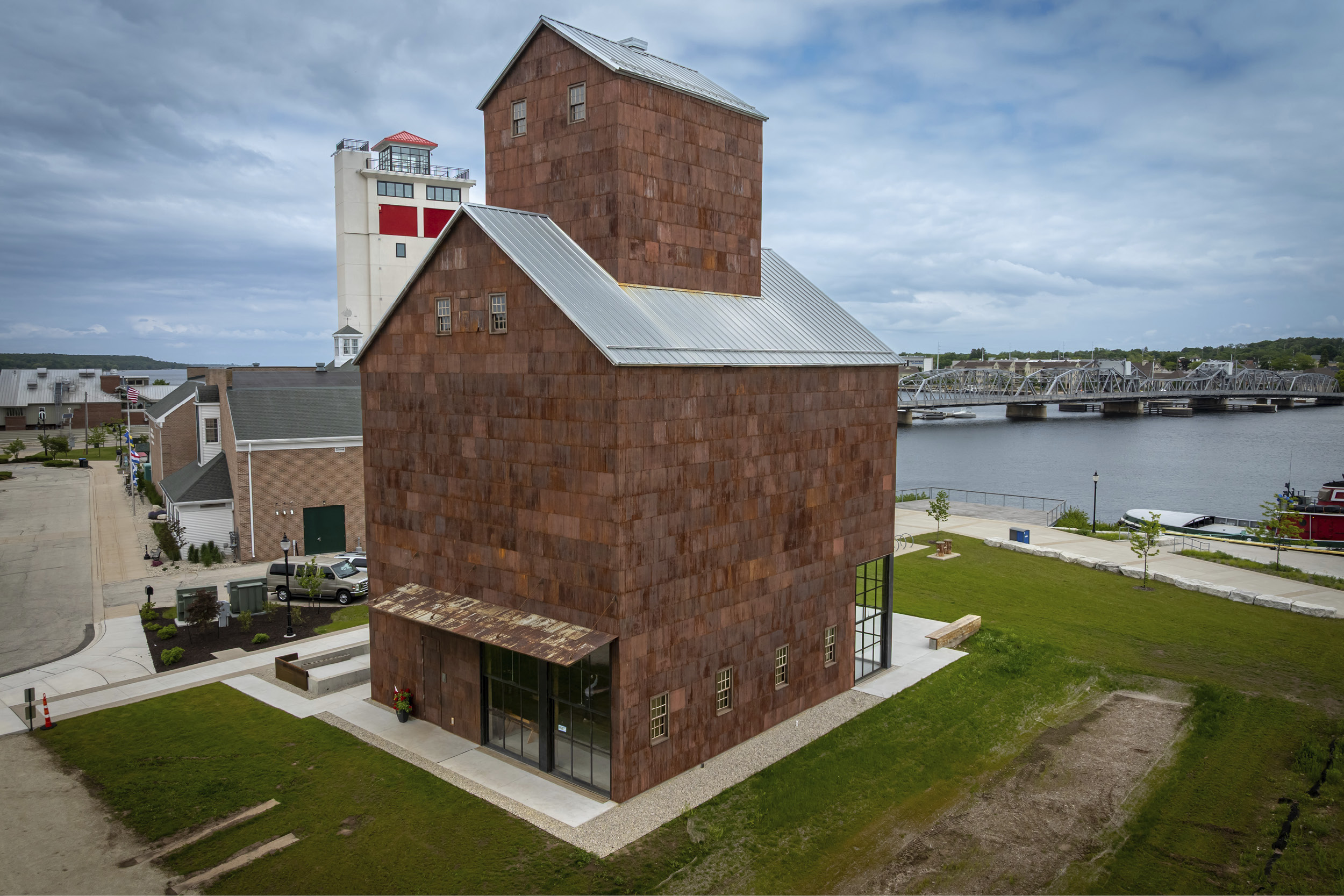 Door County Granary Hosts Photoshoot