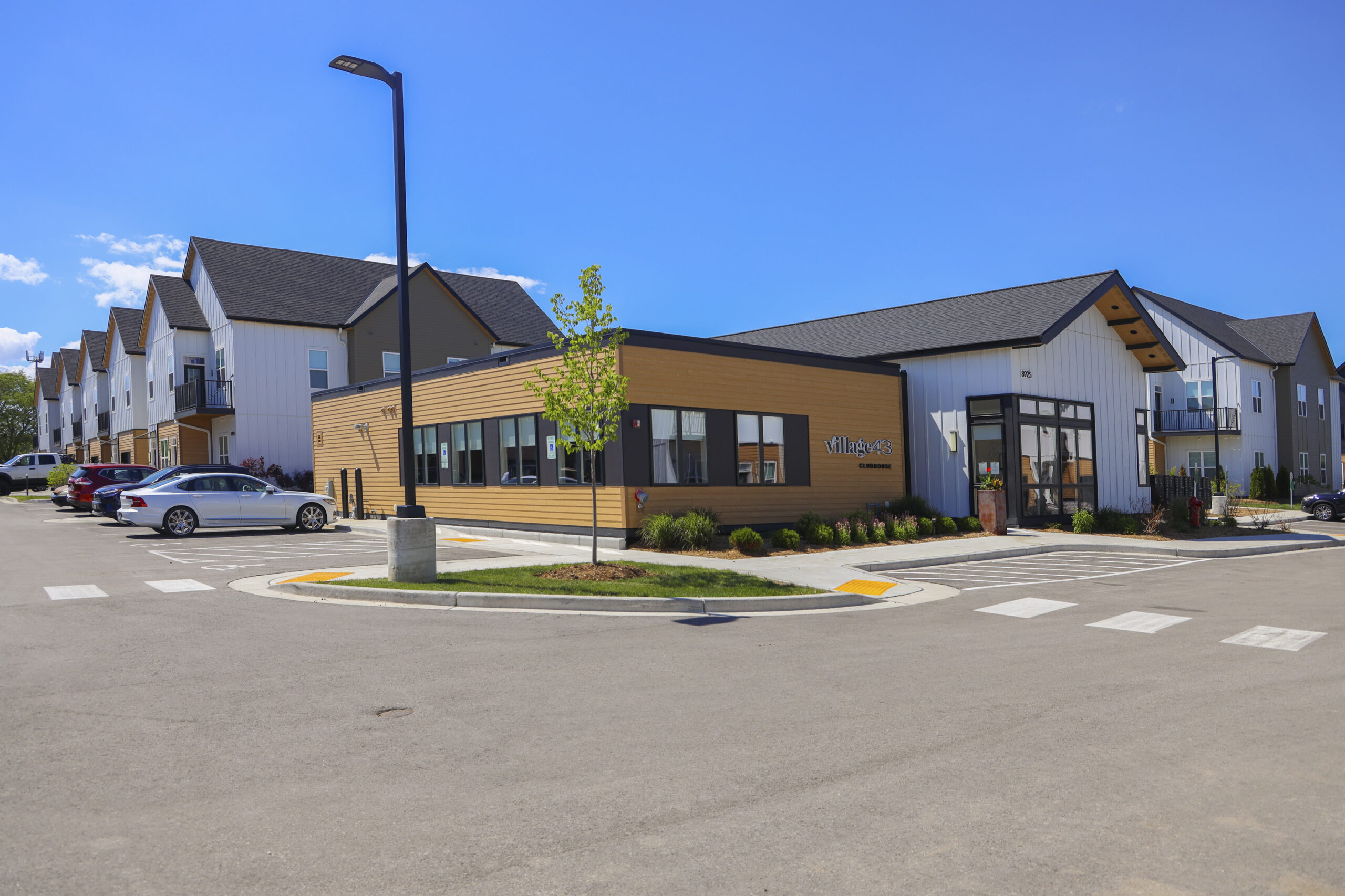 Village 43 image 3